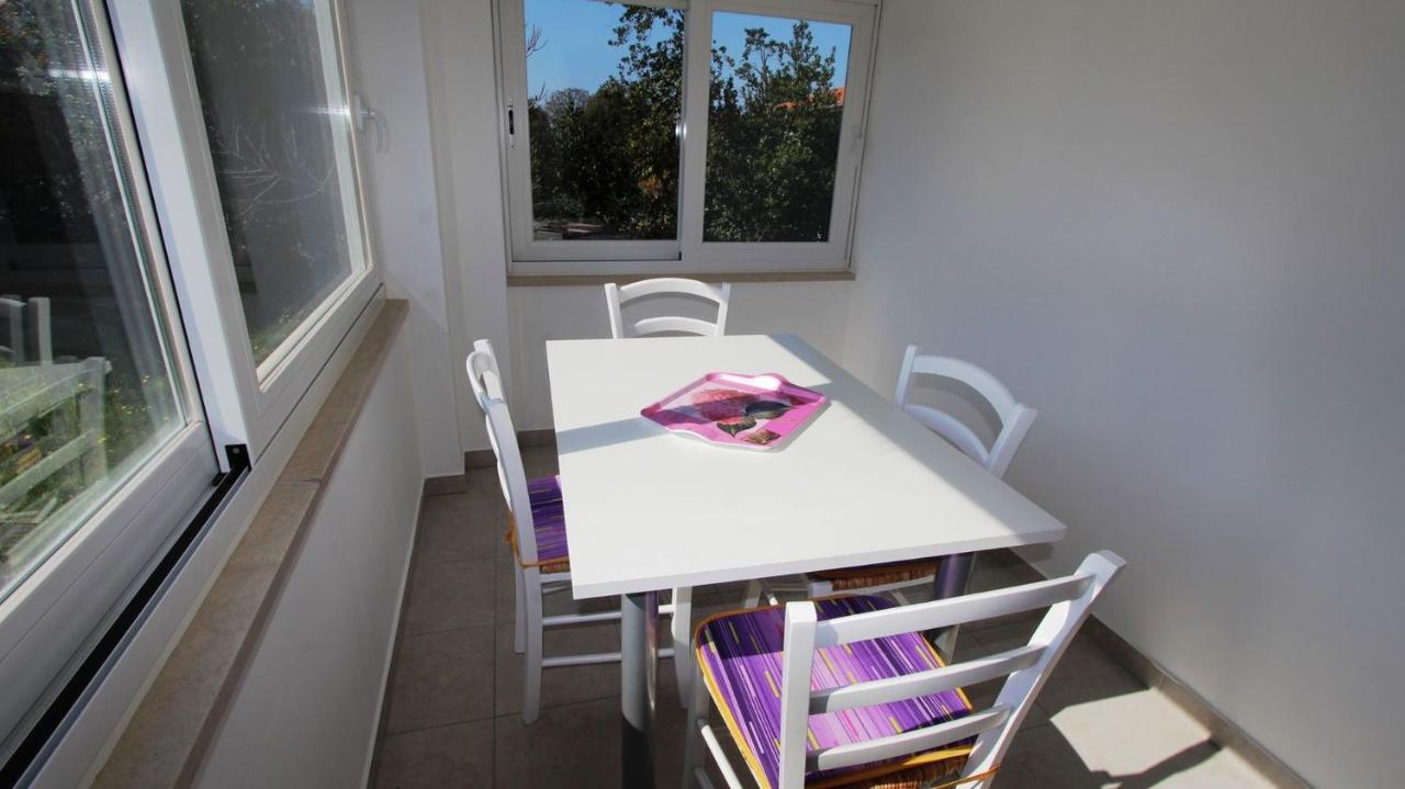 Apartments Tomislav Малинска Екстериор снимка